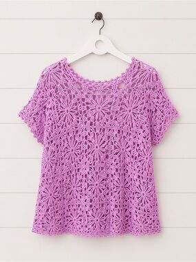 Lace Crochet Floral Short-Sleeve Cotton Top in Lavender